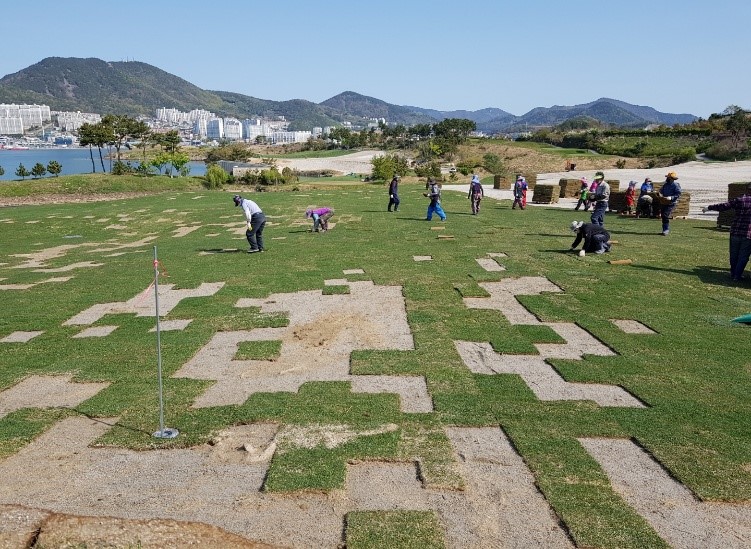 8. 불량 잔디 교체2